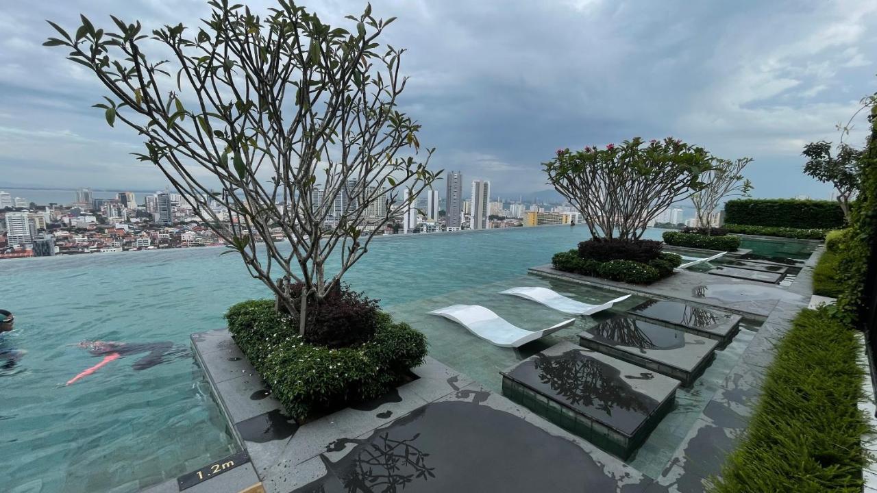 Beacon Executive Suite - City View - By Iz George Town Exterior foto