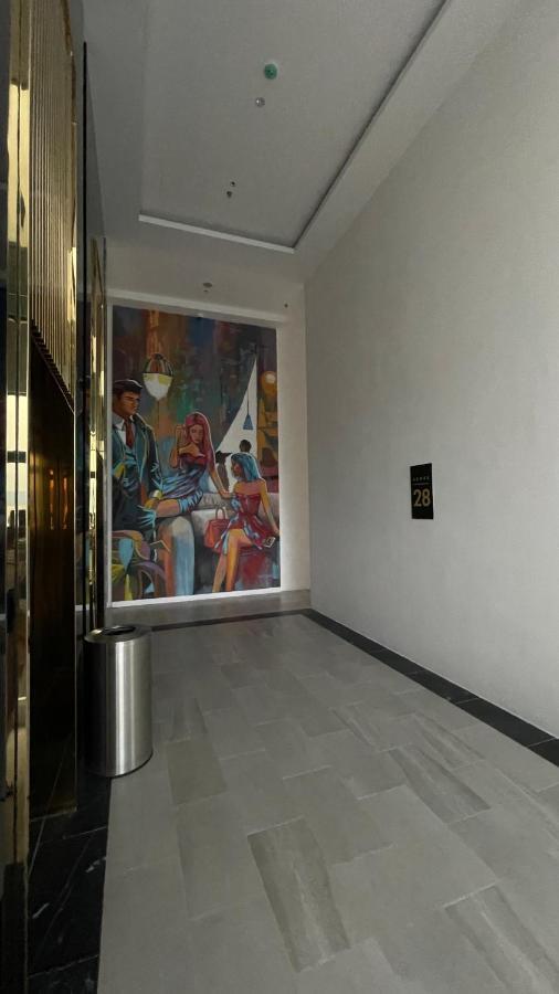 Beacon Executive Suite - City View - By Iz George Town Exterior foto