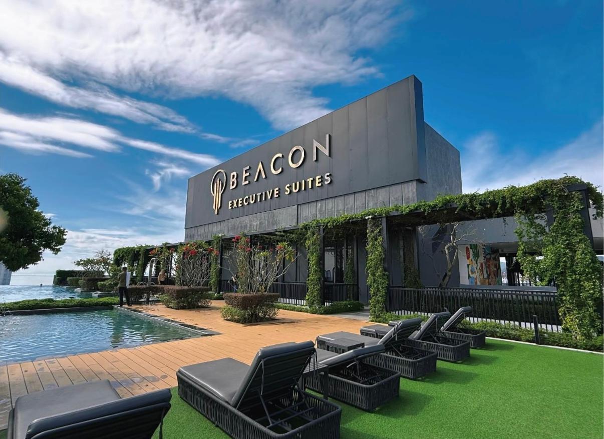 Beacon Executive Suite - City View - By Iz George Town Exterior foto